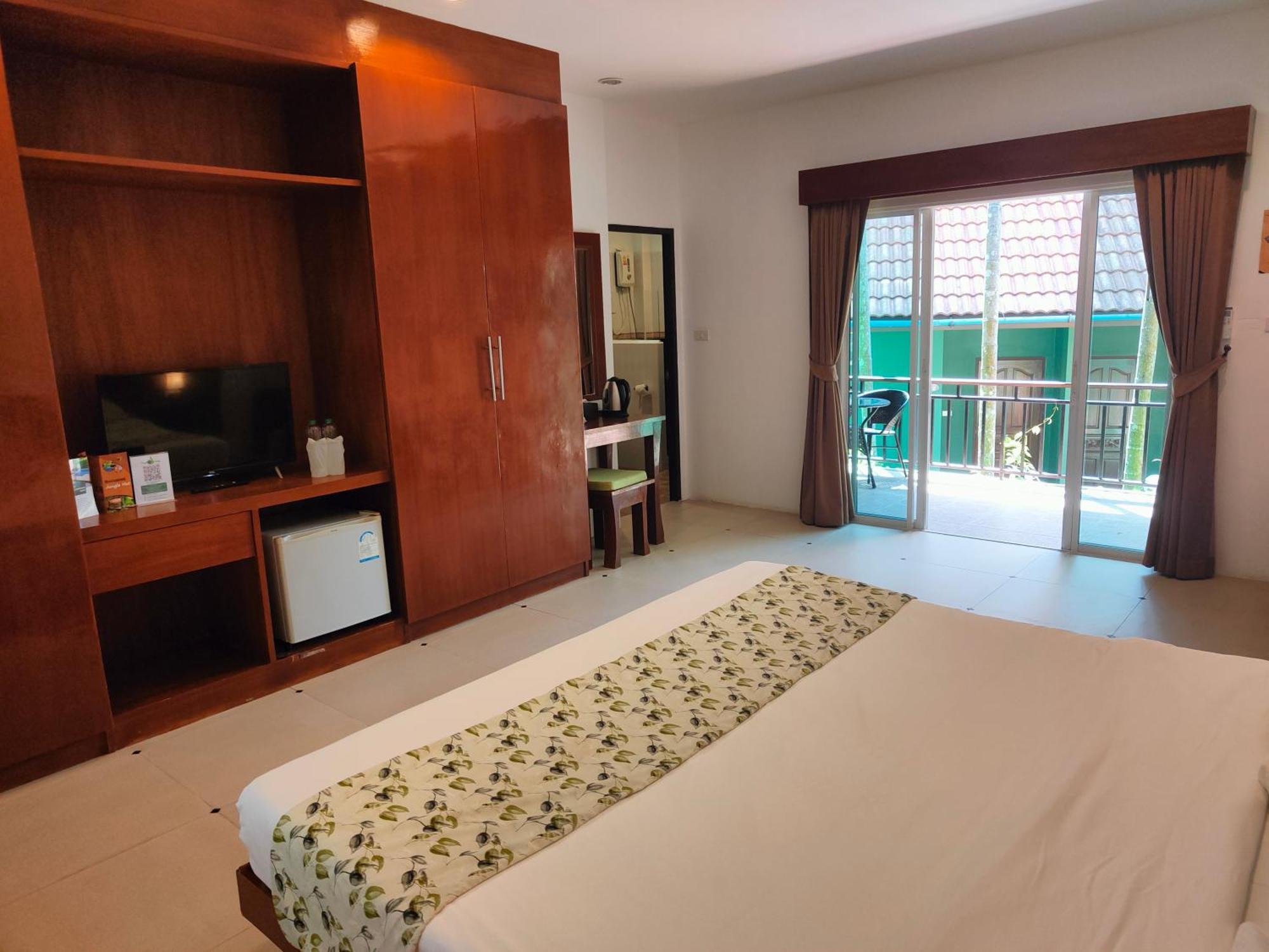Phuket Jungle Experience Resort Karon Kültér fotó